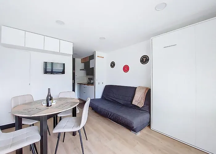 Brelin-20 By Interhome * סן-מרטין-דה-בלוויל